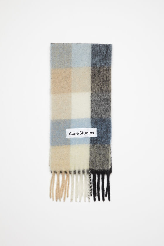 (image for) Stunning Mohair checked scarf